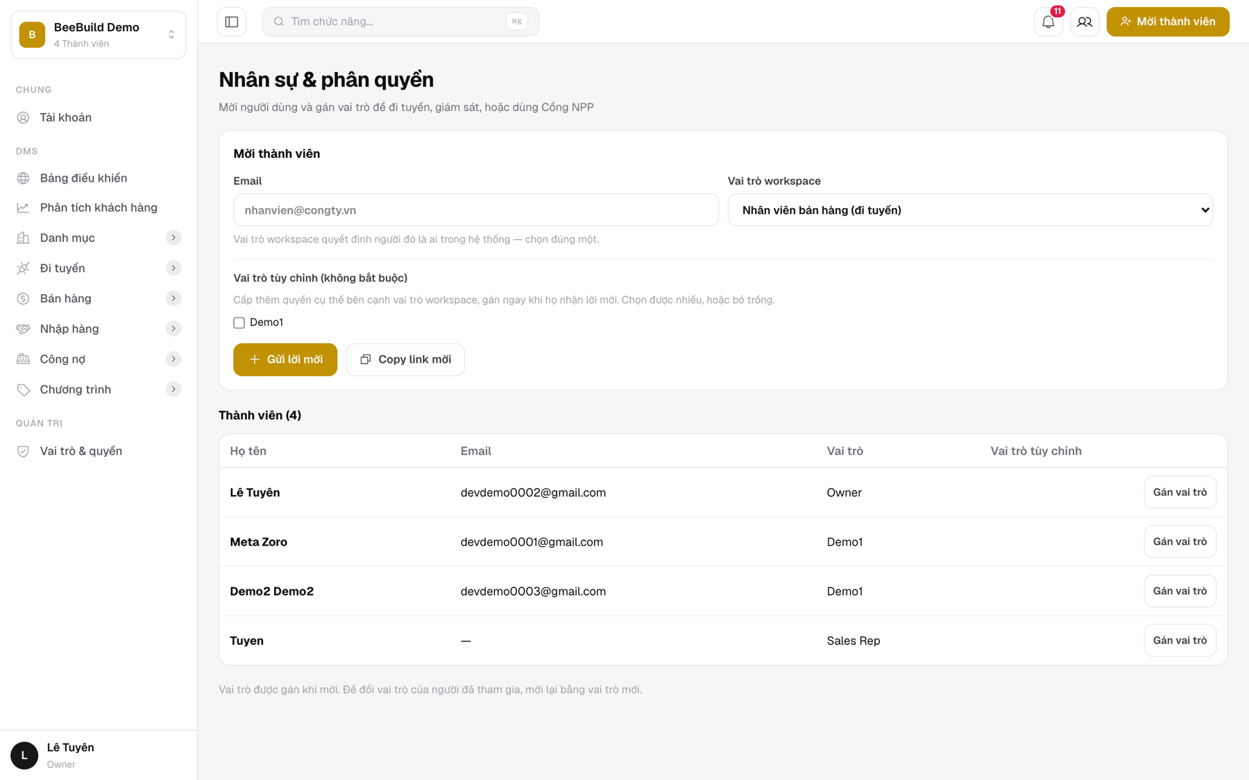 Mời thành viên qua email
